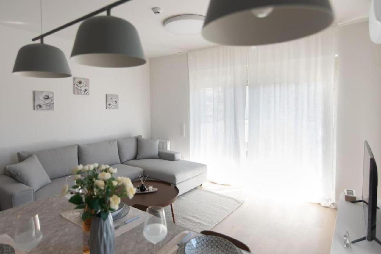 Bright Apartment In The New Building Athen Eksteriør billede